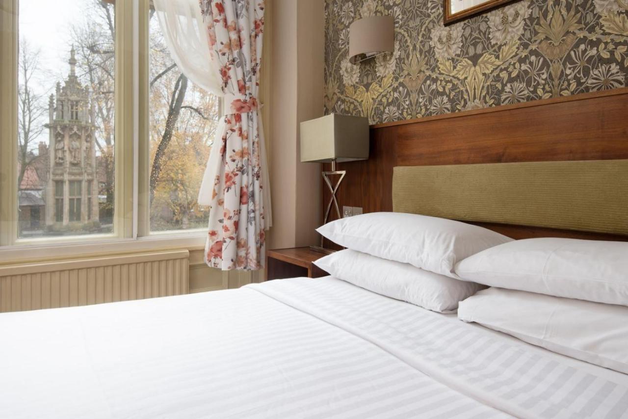 Hotel The Dean Court York