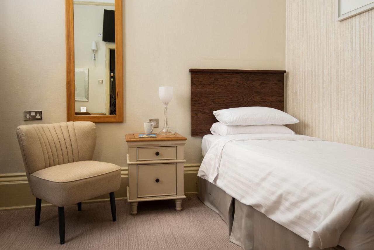 The Dean Court 4* York