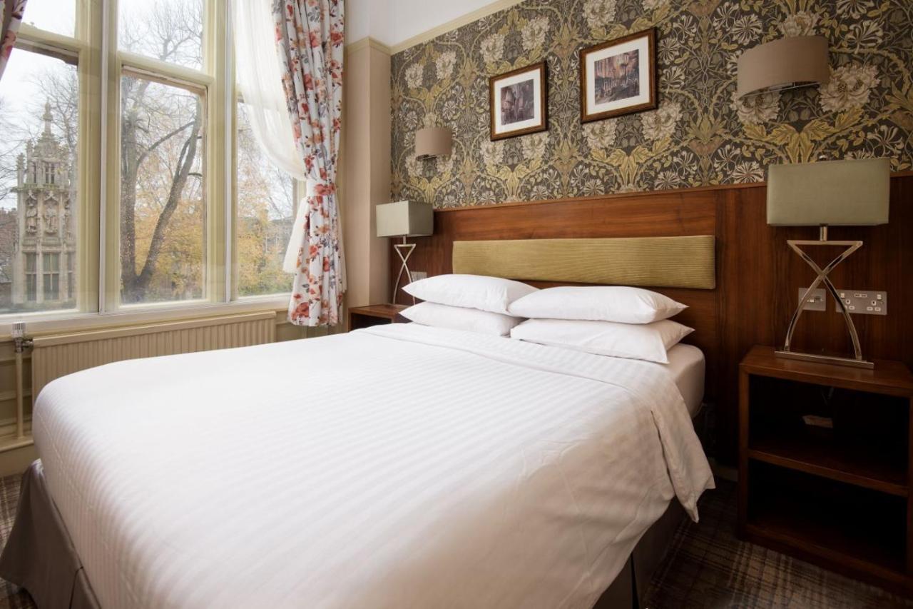 Hotel The Dean Court 4*