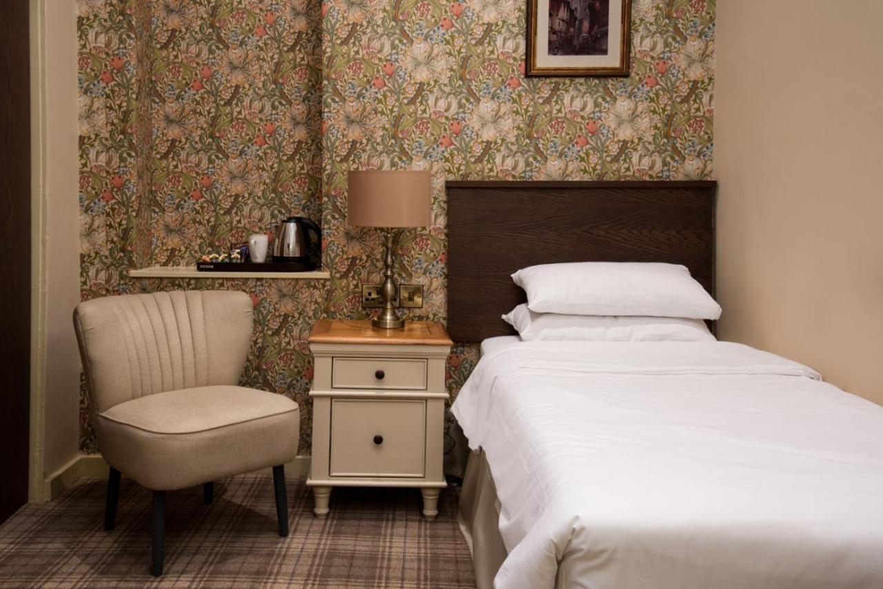 Hotel The Dean Court York