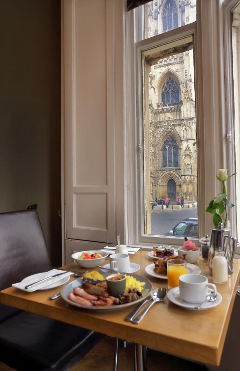 The Dean Court Hotel 4*